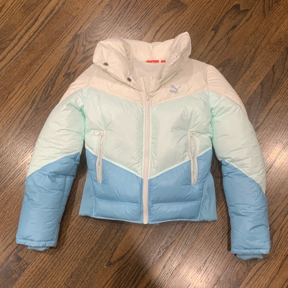 Like New Puma Down Filled Jacket Women’s Size M Japan (Fits like XXS-XS)
